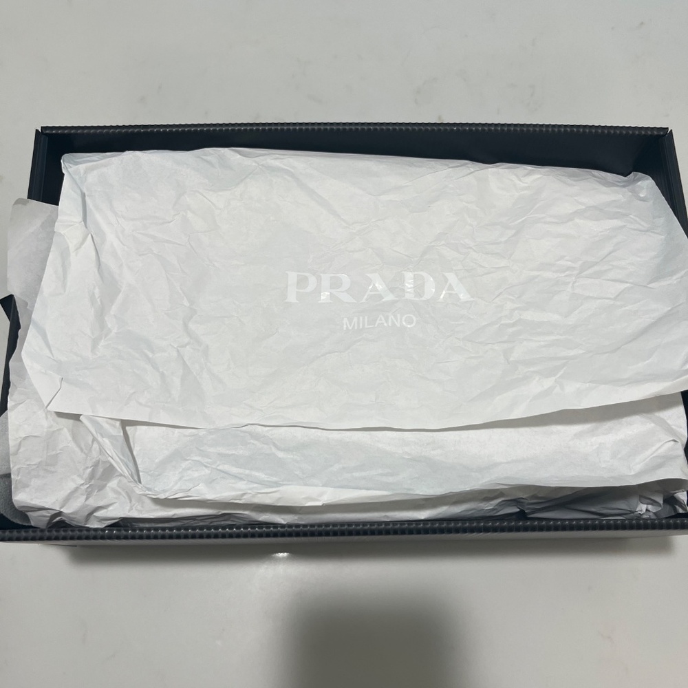 Prada Men Downtown Sneakers US11 UK10 Green White Leather Triangle Logo Low Top - Picture 11 of 11